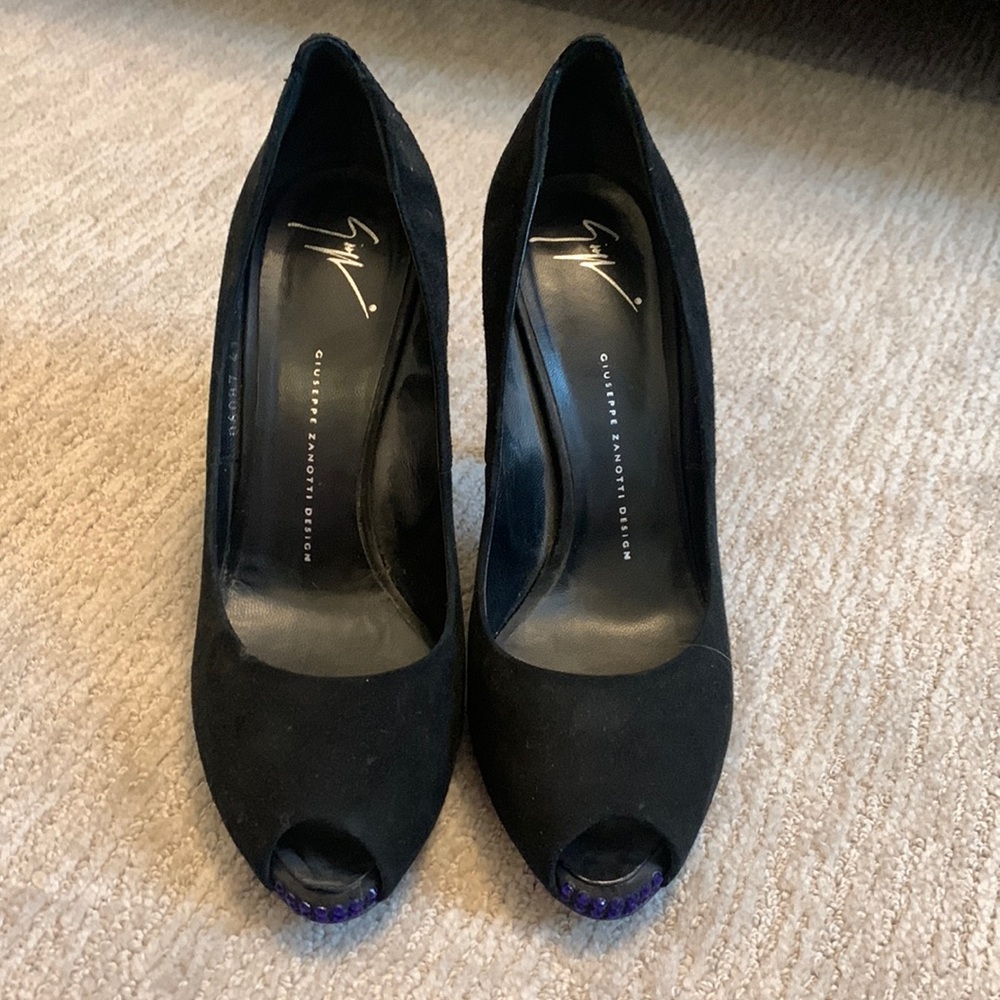 Suede black heals